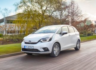 Honda Jazz has a new front-centre airbag system Honda Jazz