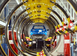 FCA Group releases its 2019 sustainability report Jeep manufacture