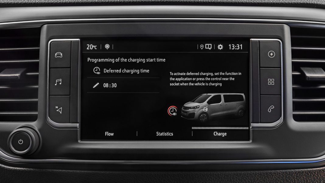 Vauxhall Vivaro-e infotainment