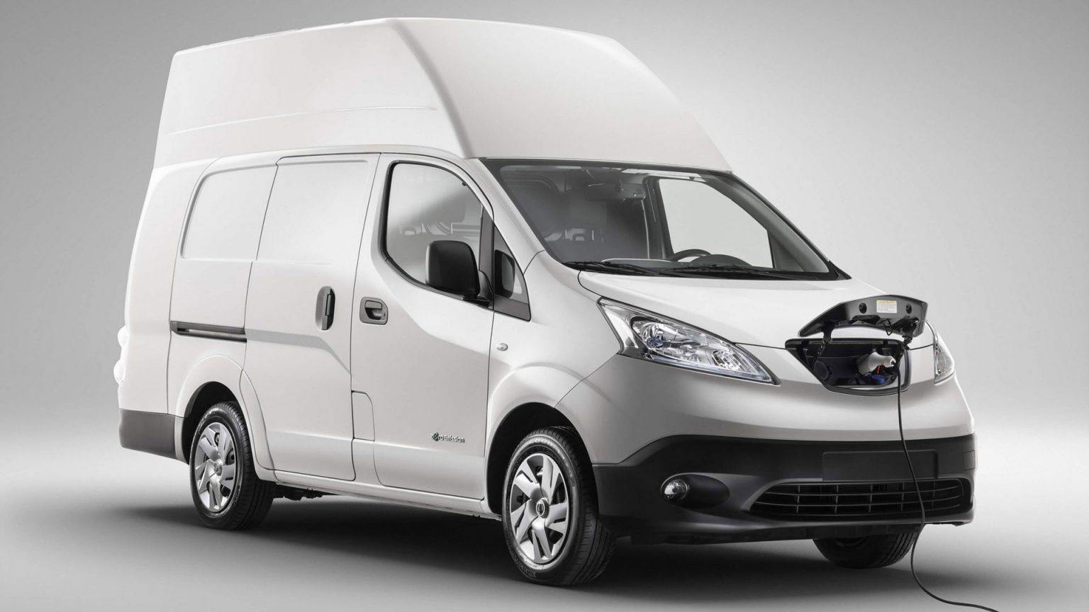 Nissan expands its electric van lineup across Europe TotallyEV