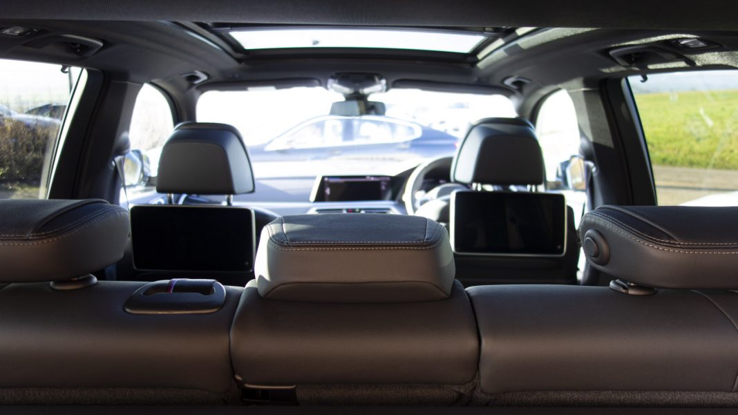 BMW X5 xDrive45e rear view