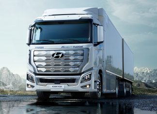 Hyundai’s XCIENT hydrogen fuel cell-powered truck heads to Europe Hyundai XCIENT truck