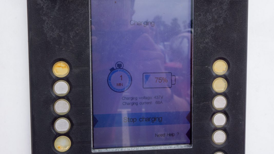 MG ZS EV highway charge