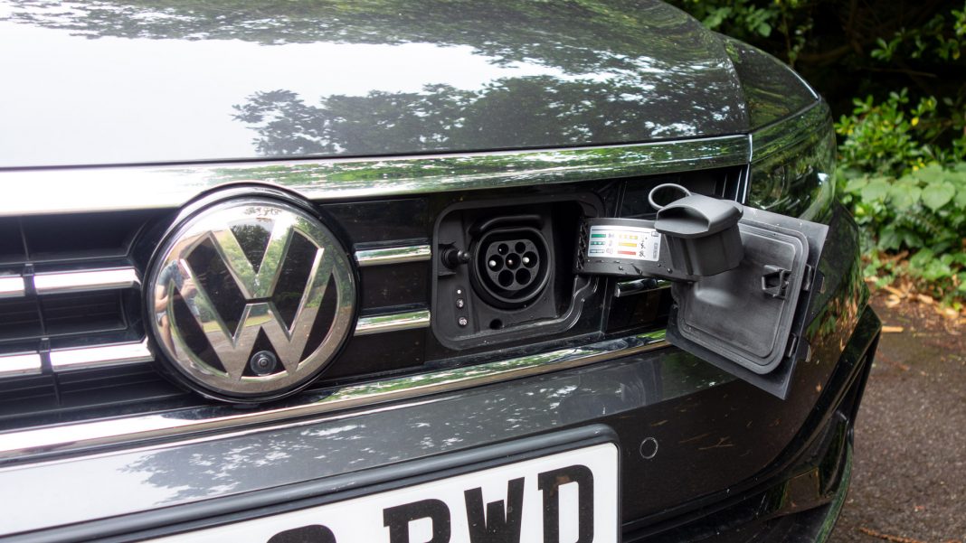 Volkswagen Passat Estate GTE Type 2