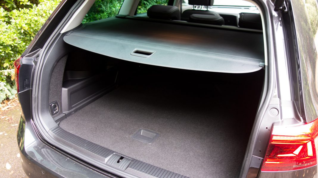 Volkswagen Passat Estate GTE boot lid