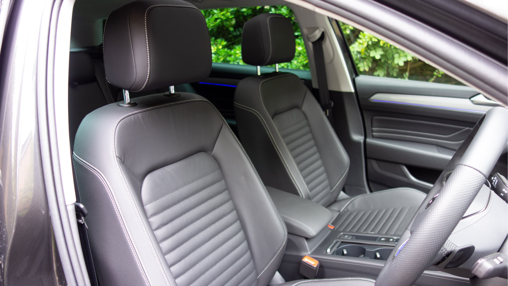 Volkswagen Passat Estate GTE front seat