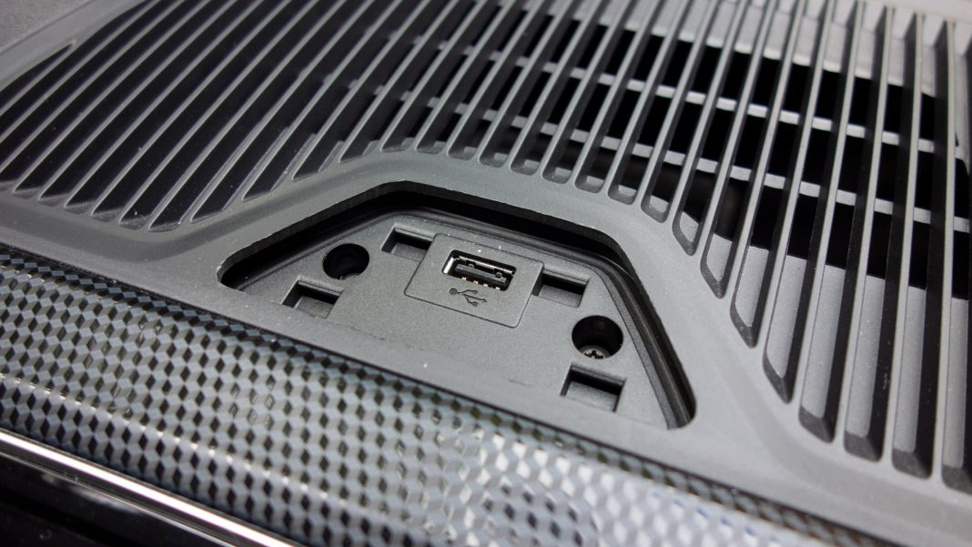 Volkswagen e-up! USB port