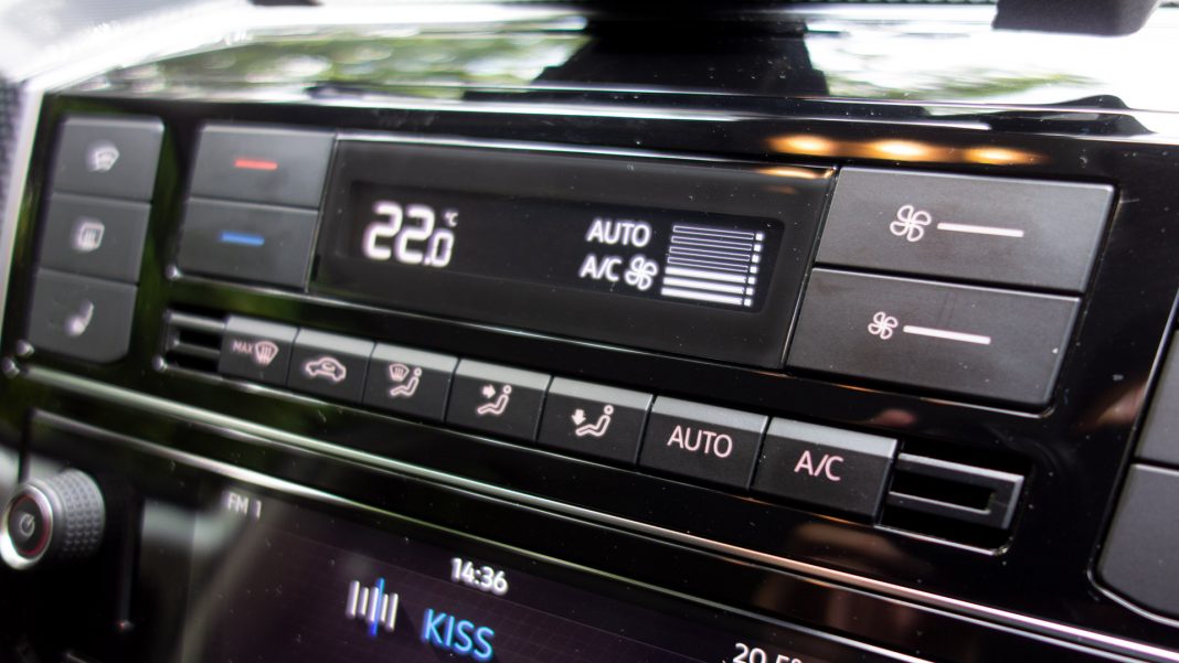 Volkswagen e-up! climate controls