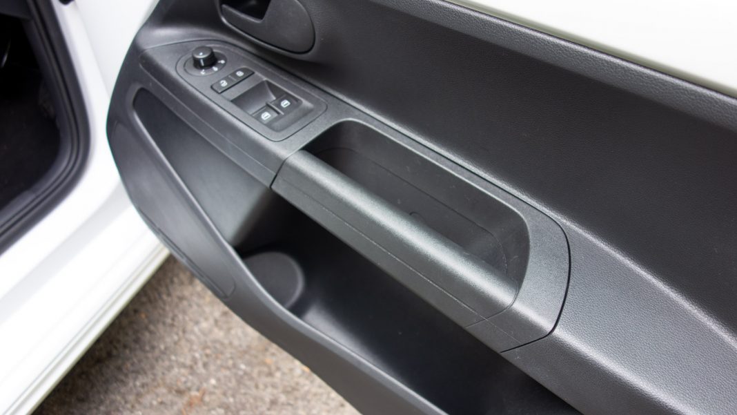 Volkswagen e-up! front door