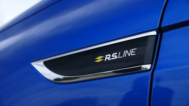 Renault Megane E-Tech RS badge