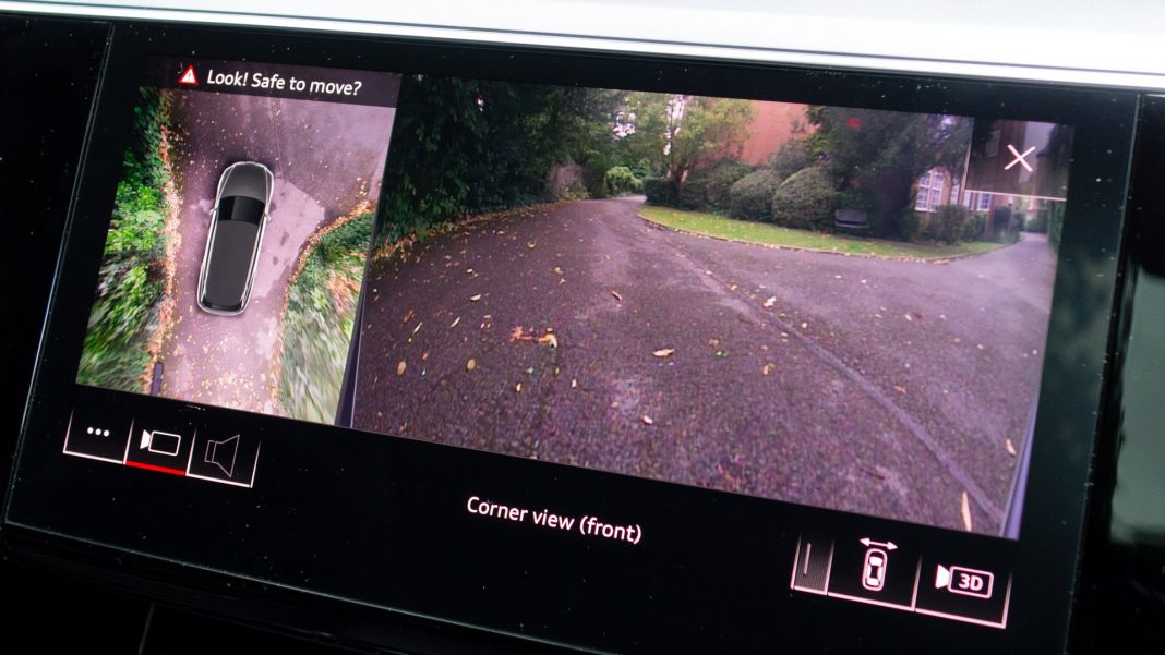 Audi e-tron rear camera