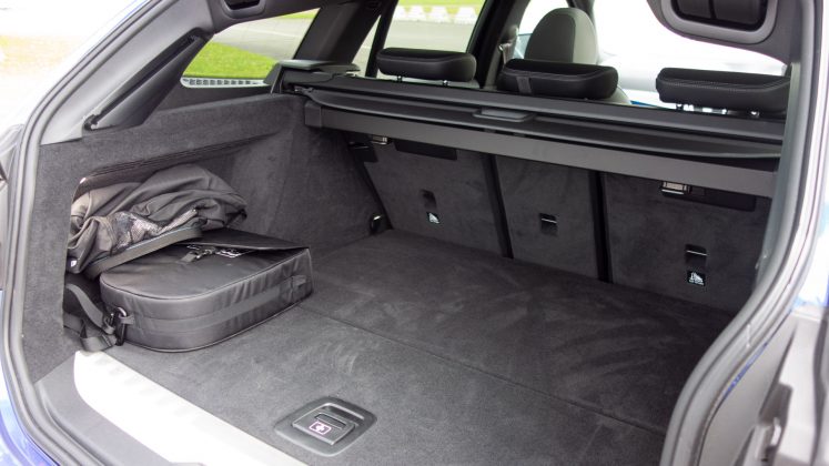 BMW 330e M Sport Touring boot space