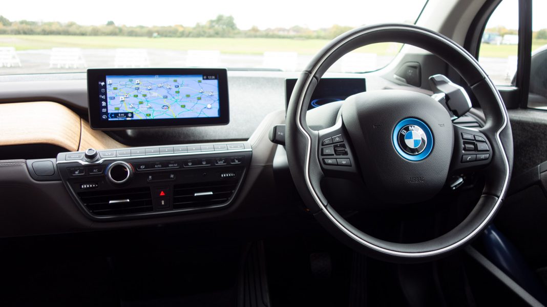 BMW i3s 120Ah cabin