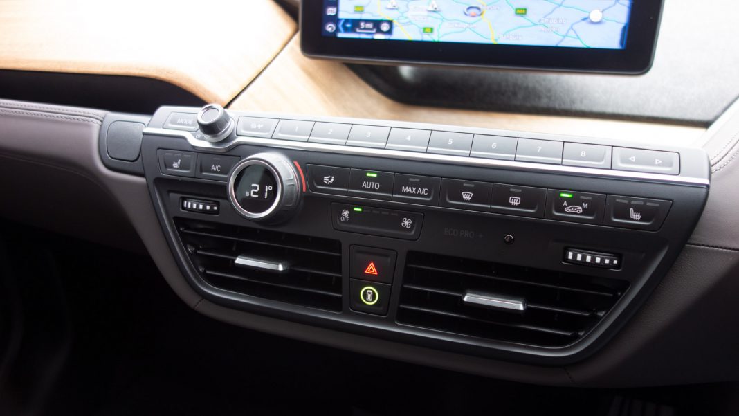 BMW i3s 120Ah controls