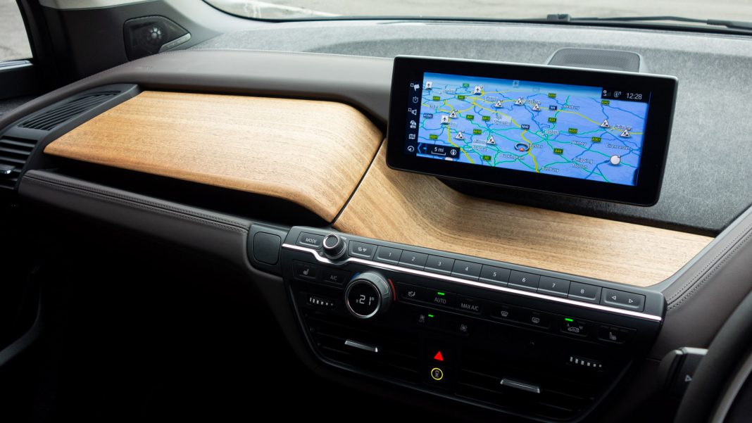 BMW i3s 120Ah screen