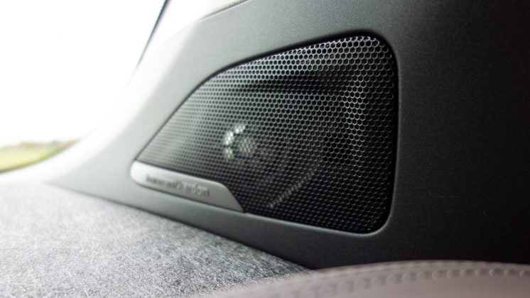 BMW i3s 120Ah speakers