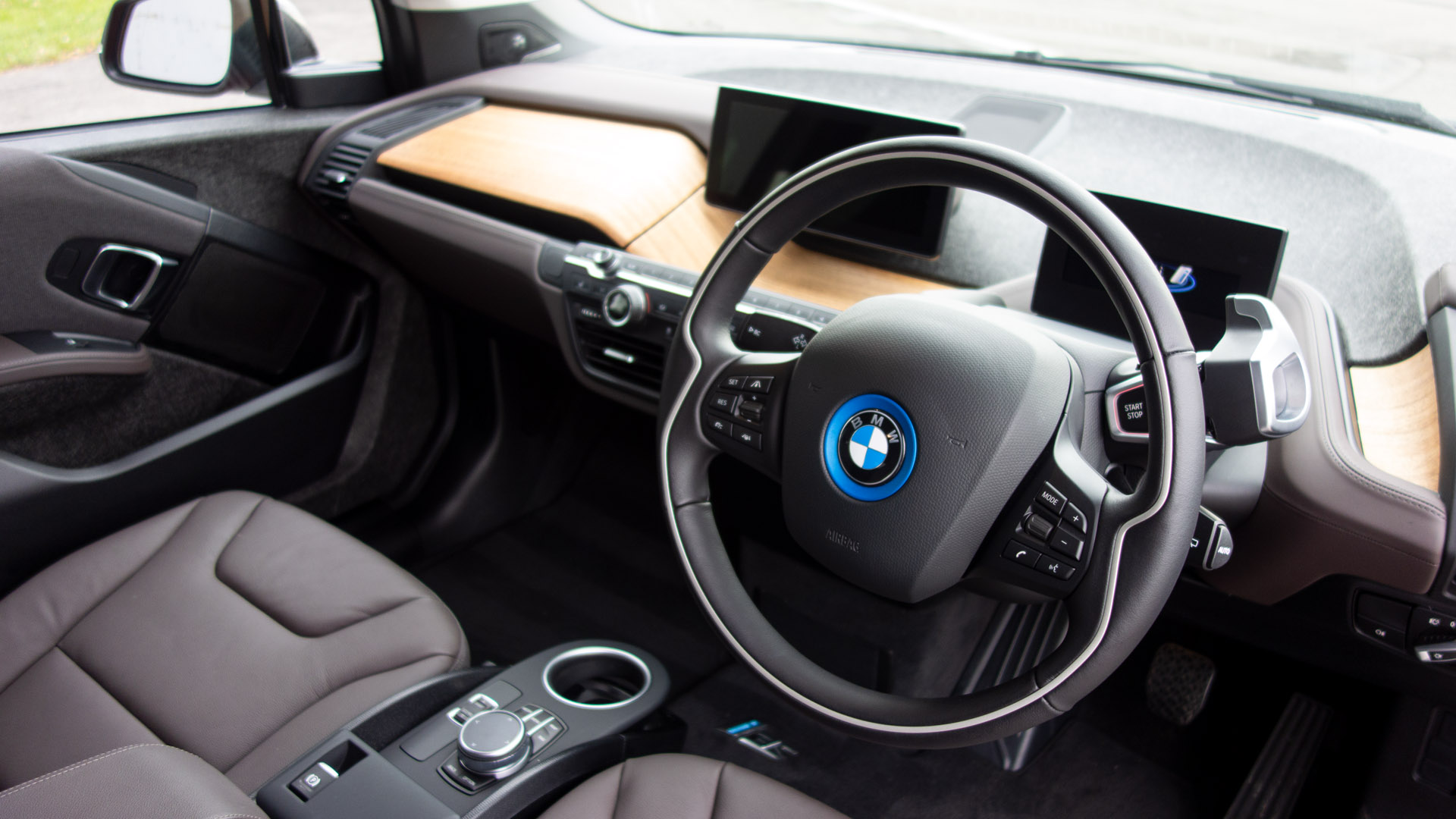 BMW i3s 120Ah steering