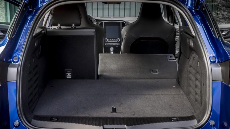 Renault Megane E-Tech seat up