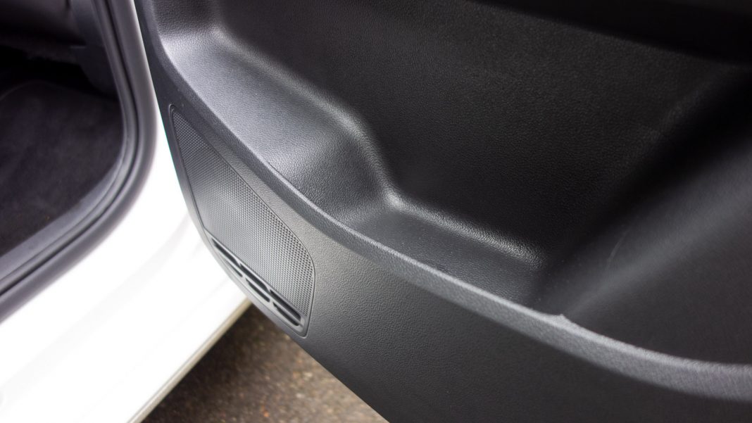 Seat Mii Electric rear door space