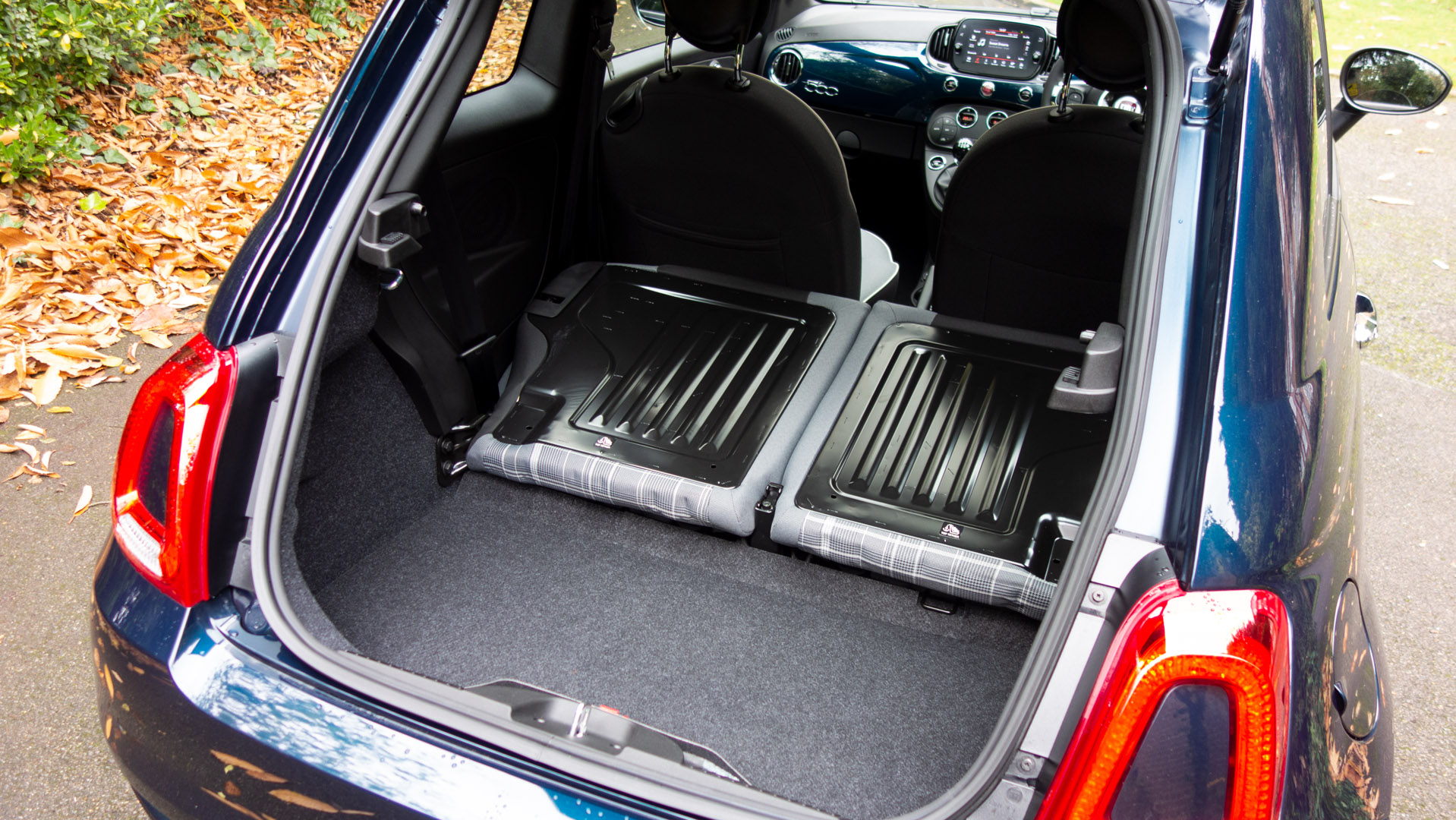 Fiat 500 Hybrid boot space