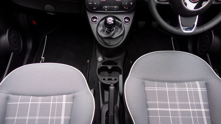 Fiat 500 Hybrid seat stitching