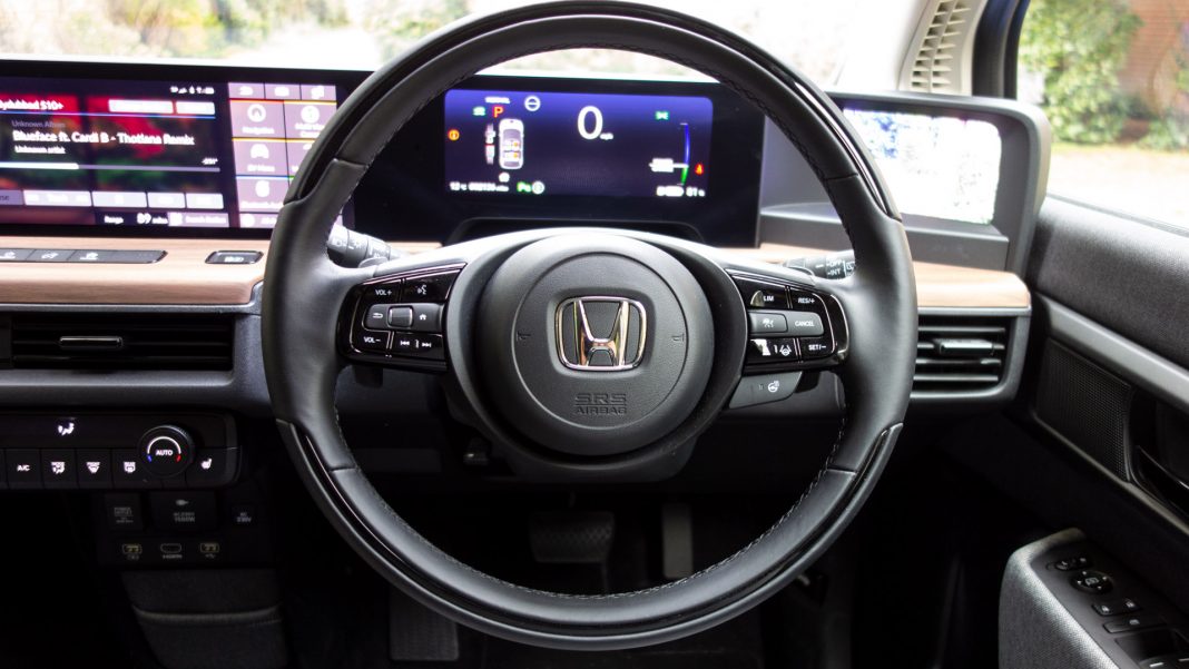 Honda e steering wheel