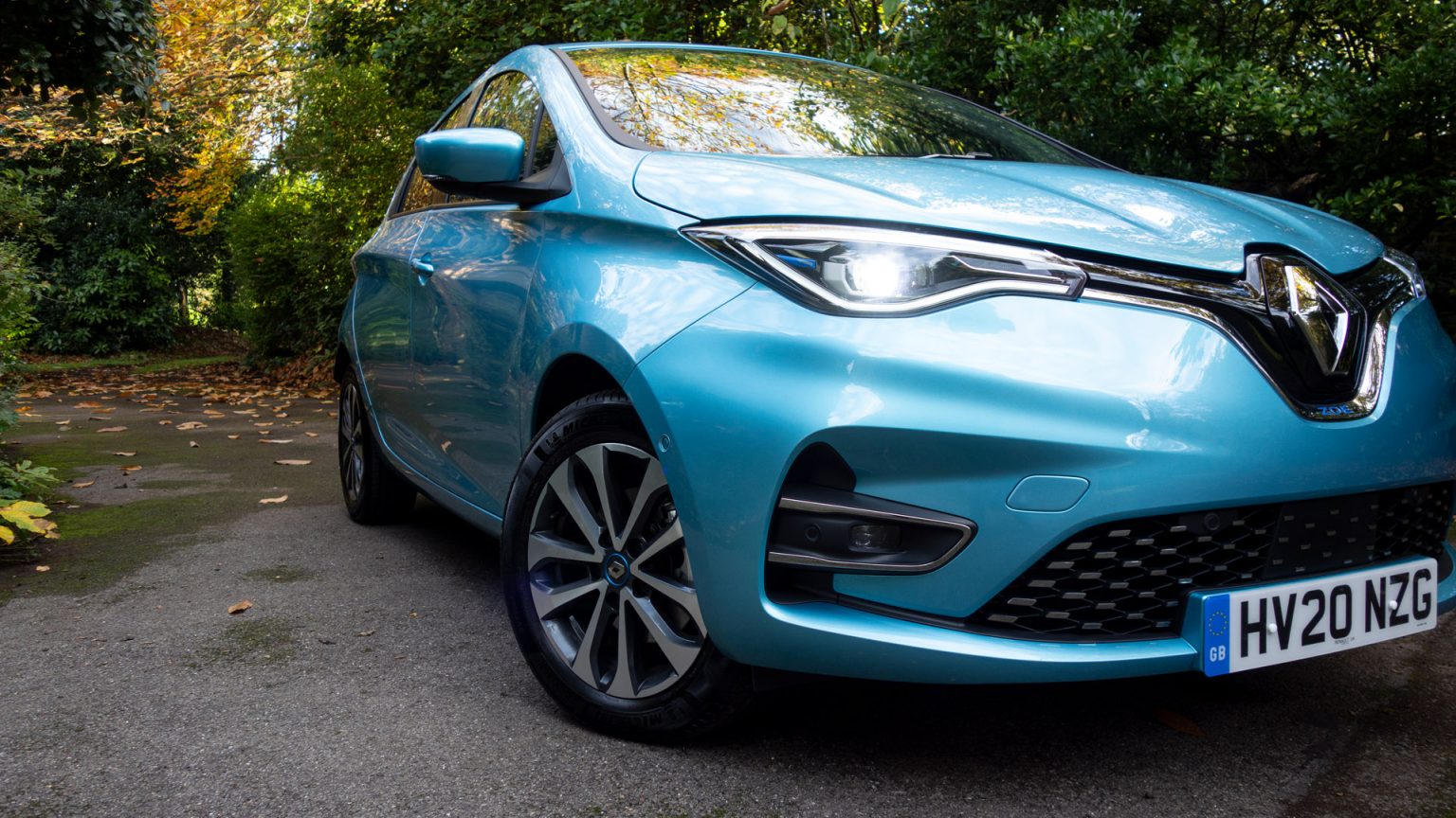 Renault Zoe review (2021): Best electric family car? | TotallyEV