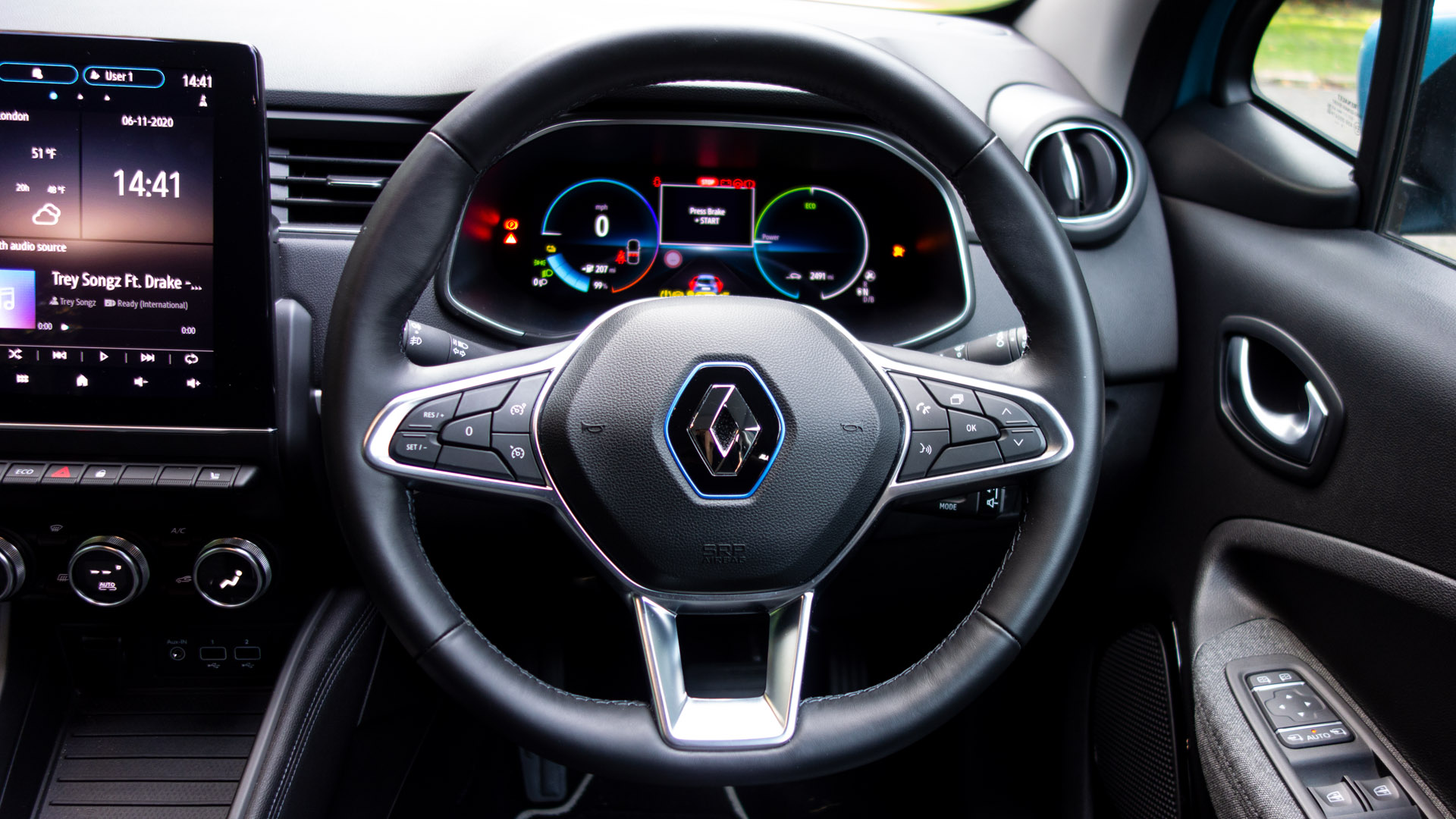 Renault Zoe steering wheel