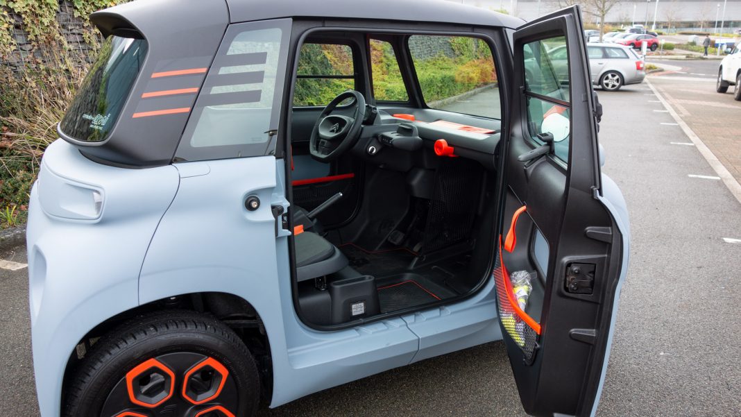 Citroen Ami door design