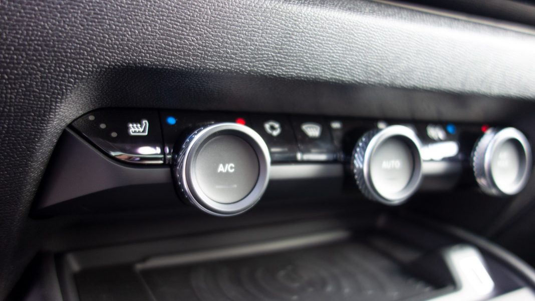 Citroen e-C4 climate controls