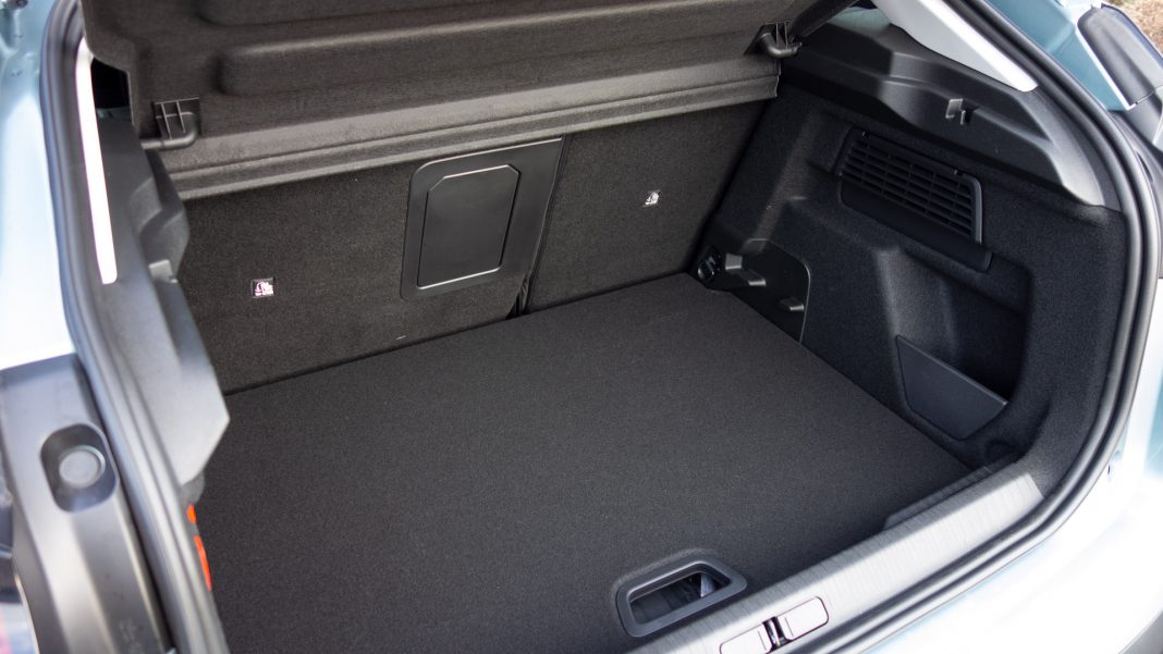 Citroen e-C4 rear boot space