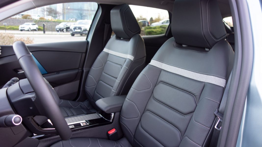 Citroen e-C4 seats