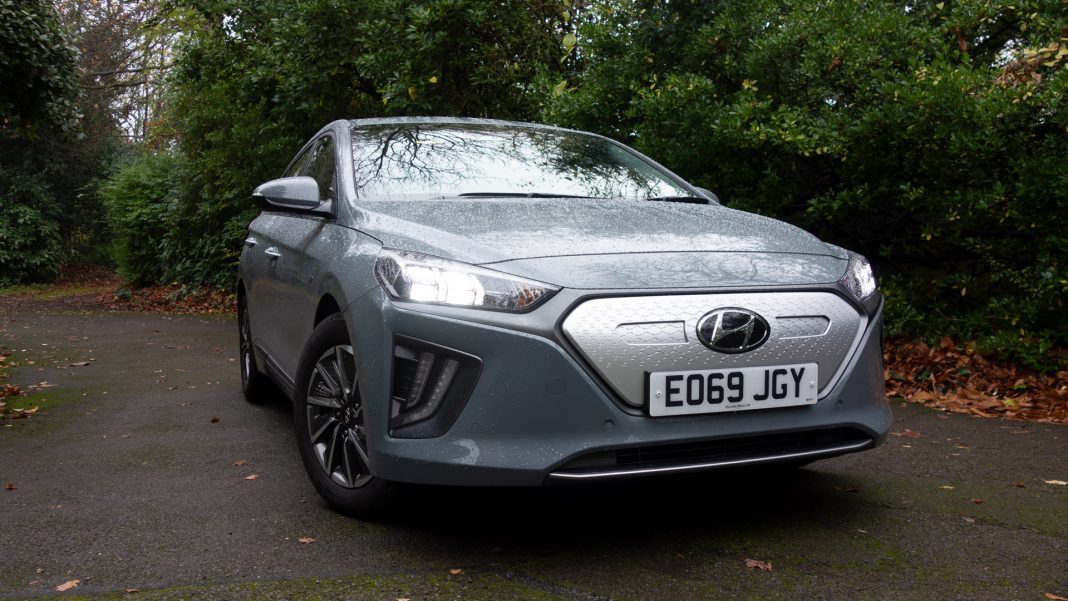 Hyundai Ioniq Electric front