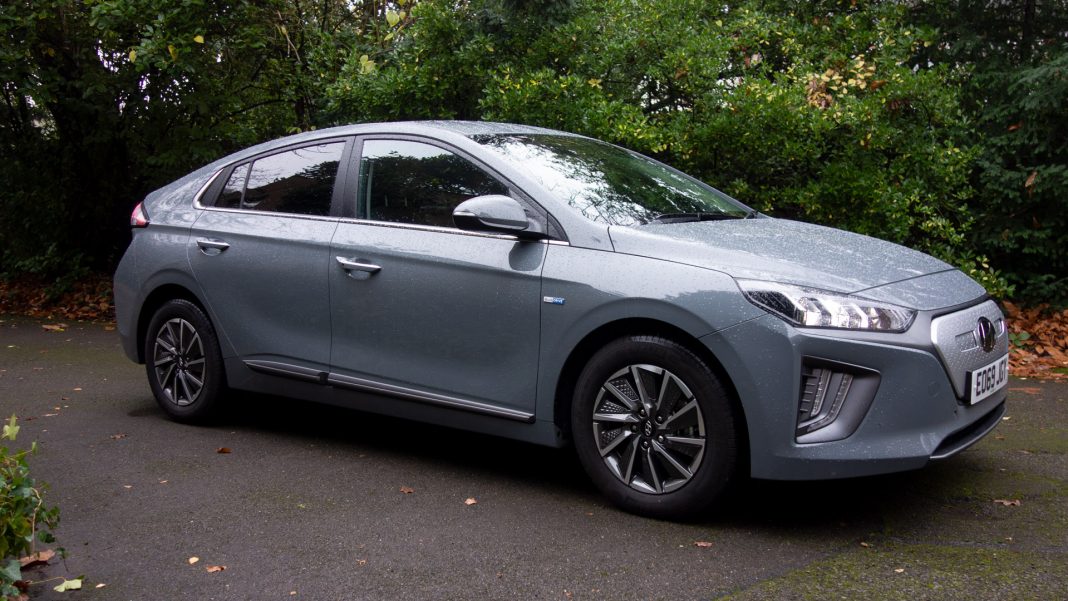 Hyundai Ioniq Electric side