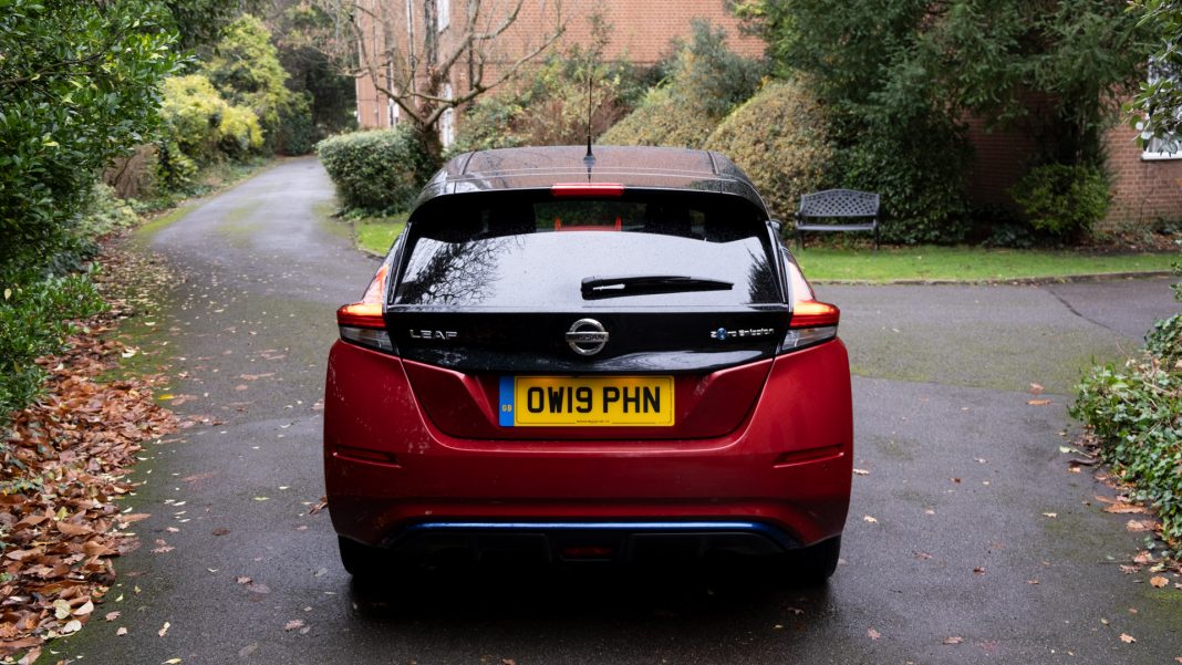 Nissan Leaf back