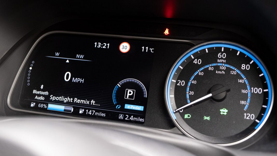 Nissan Leaf instrument cluster