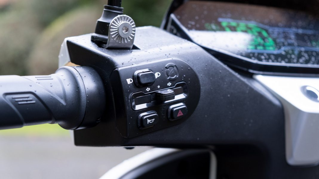 Sunra Robo-S left buttons