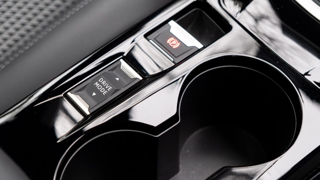 Peugeot e-2008 drive mode