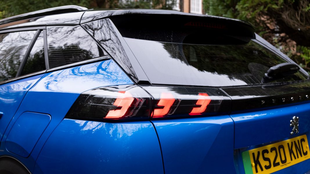 Peugeot e-2008 tail lights