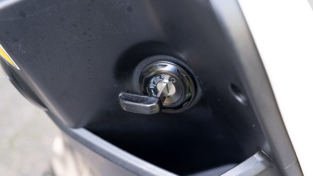 Sunra Robo-S key insert