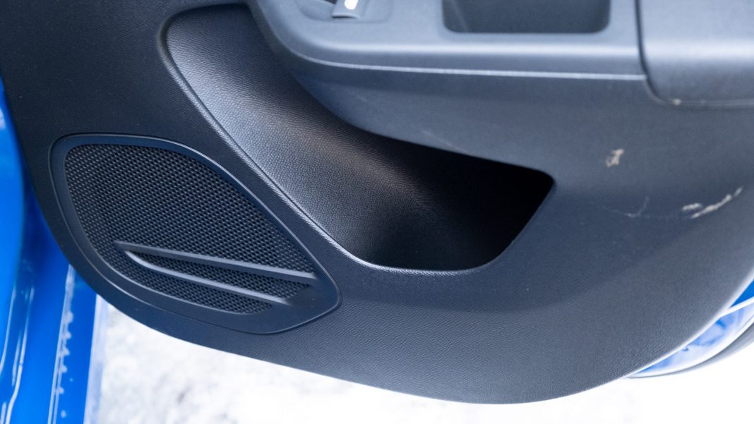 Vauxhall Corsa-e rear door space