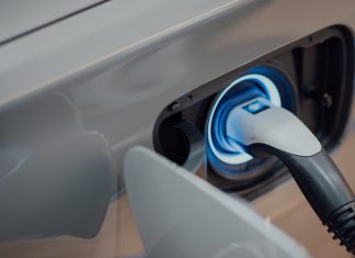 Driving tradesmen to go eco-friendly ahead of 2030 Electric van charge