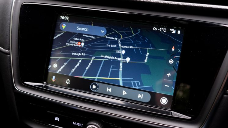 MG5 EV Android Auto
