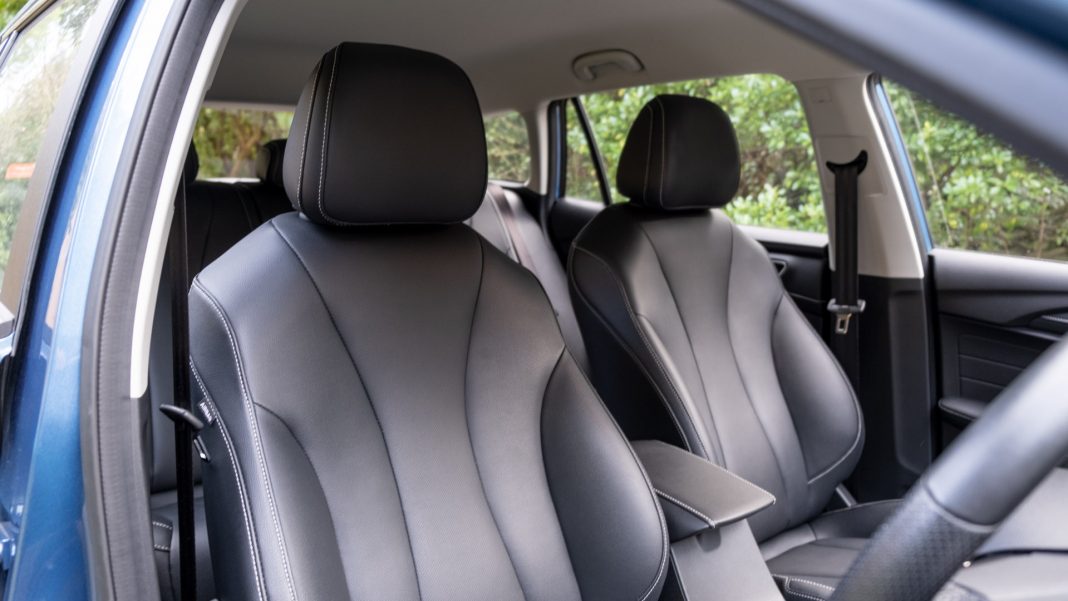 MG5 EV front seats