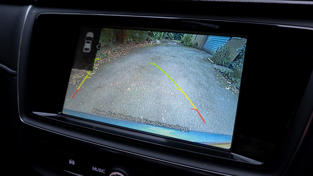 MG5 EV rearview camera