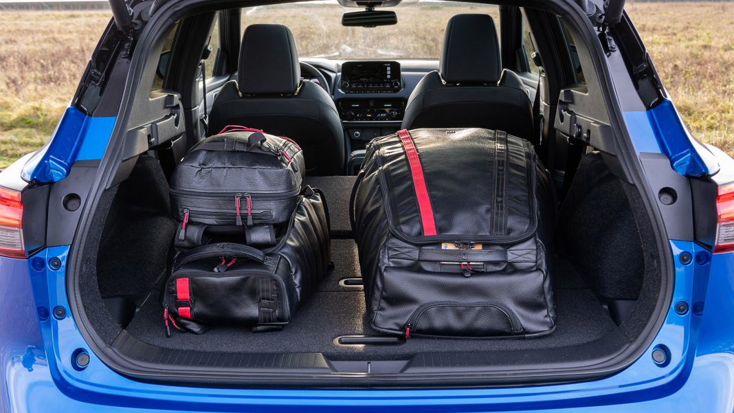 New Nissan Qashqai book capacity