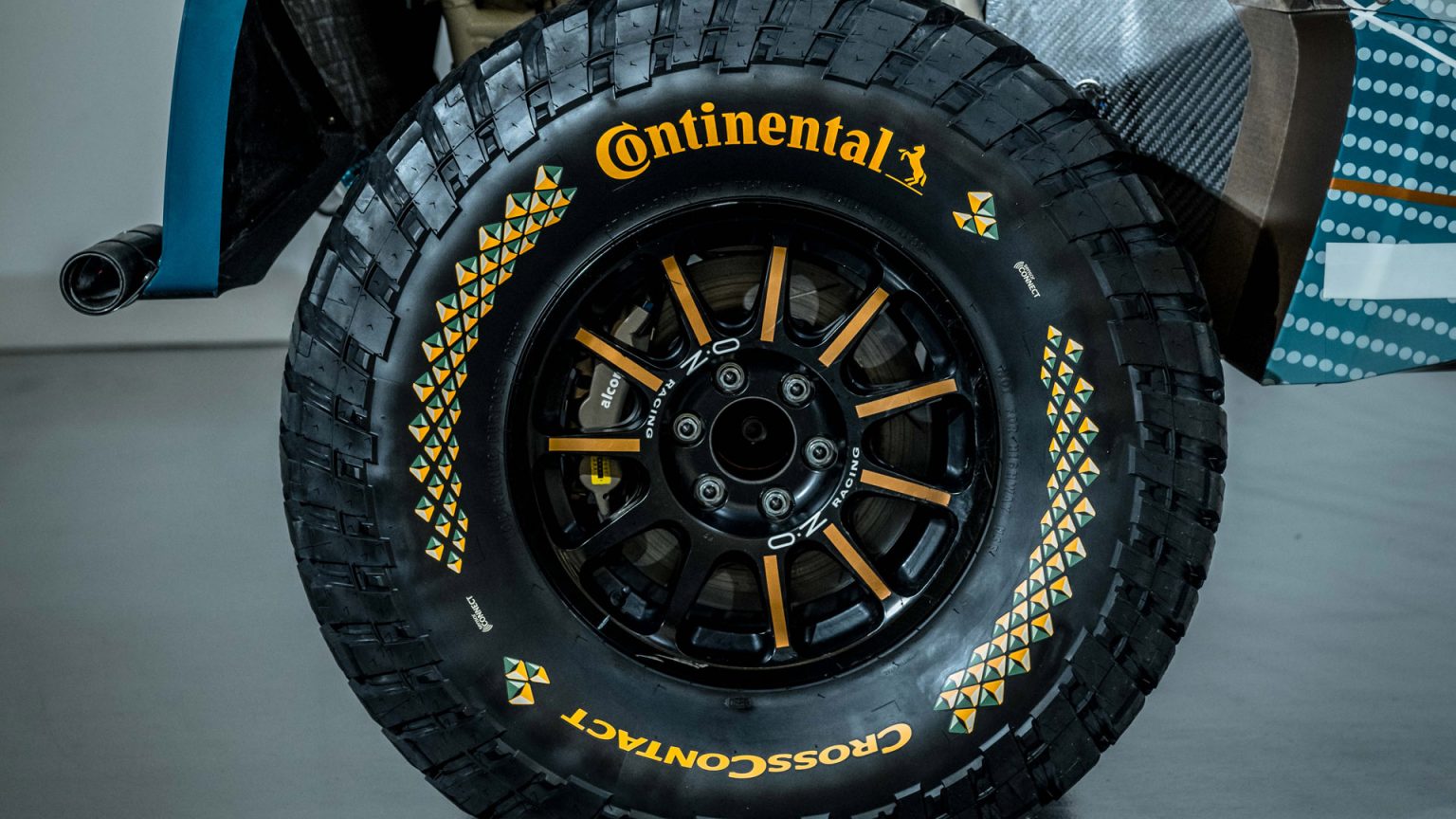 continental-reveals-its-specialised-crosscontact-extreme-e-tyres