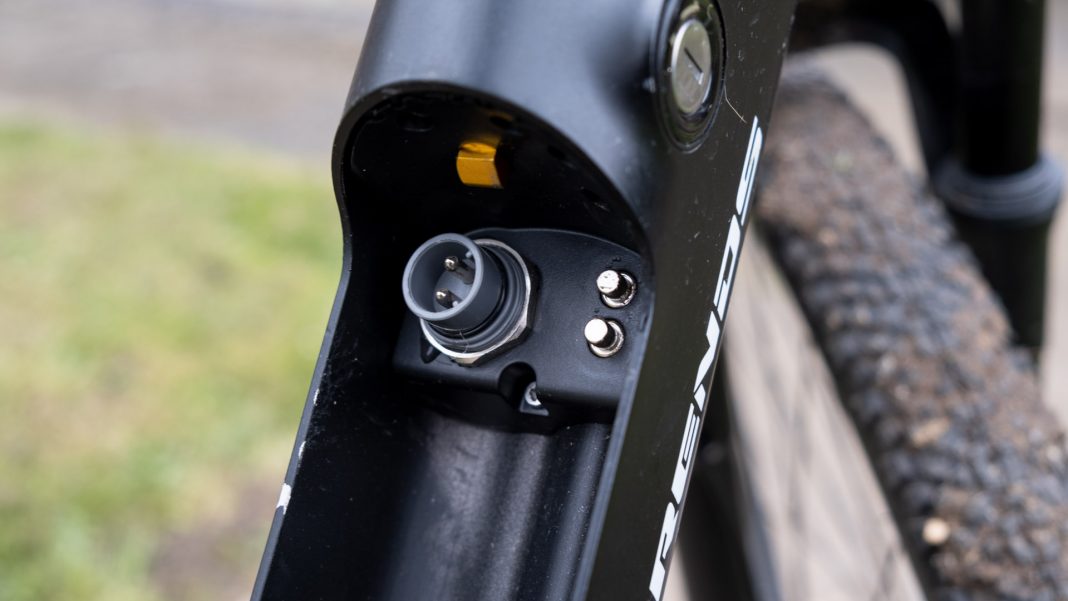 E-Trends Trekker charging