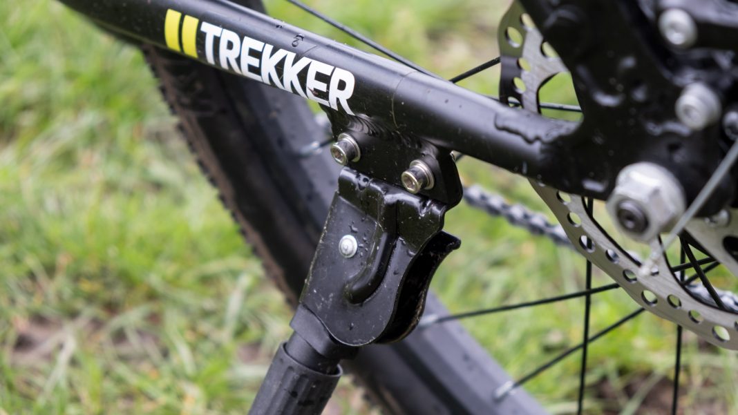 E-Trends Trekker stand design