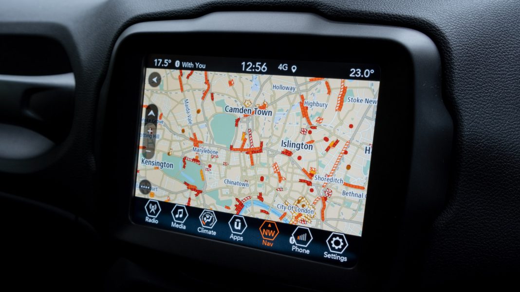 Jeep Renegade 4xe maps